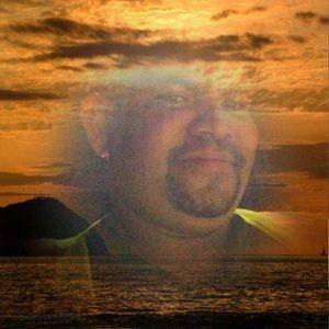 Meet your Posher, Eduardo